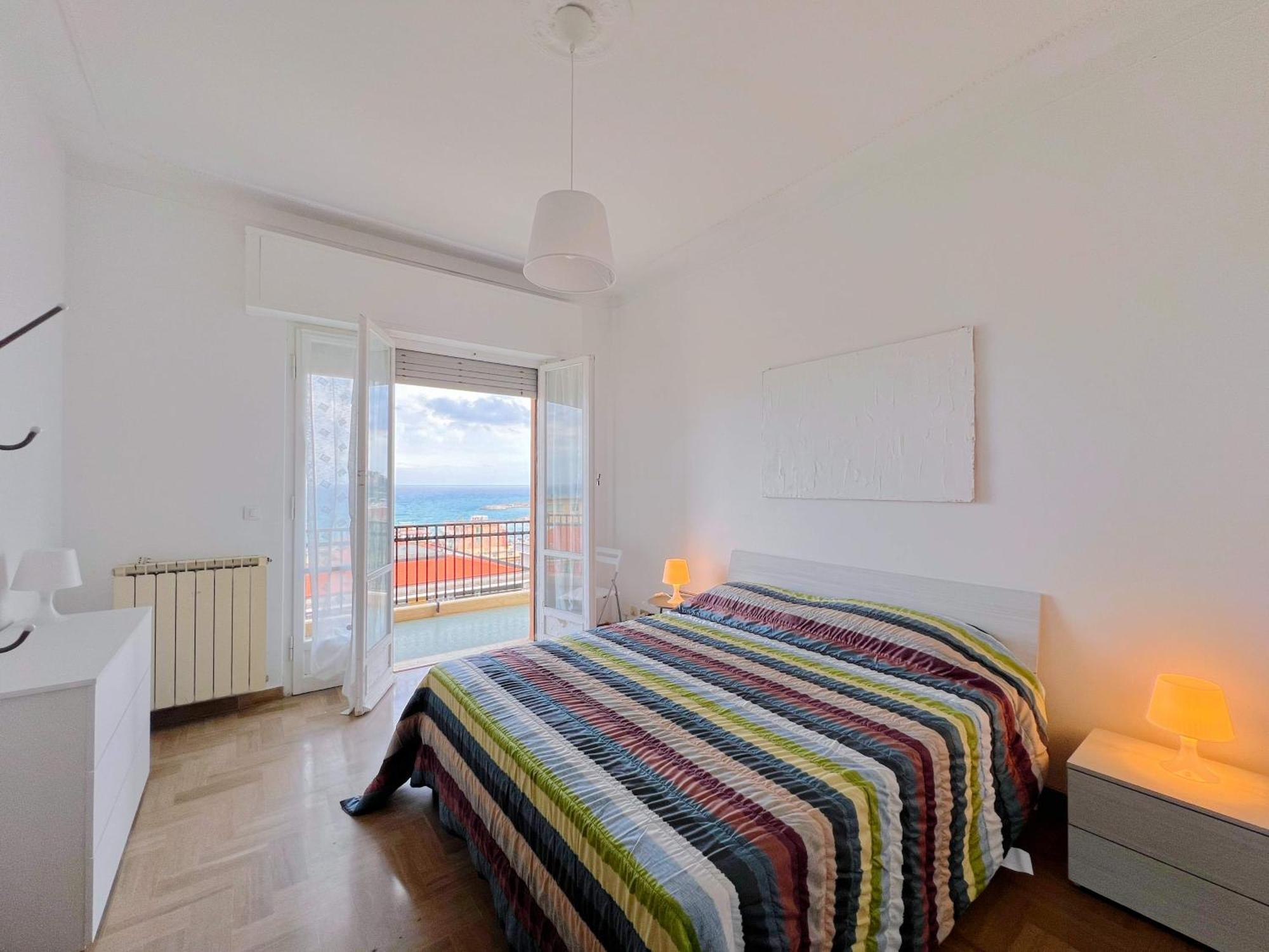 Ampio Appartamento Con Vista Varazze Exterior photo