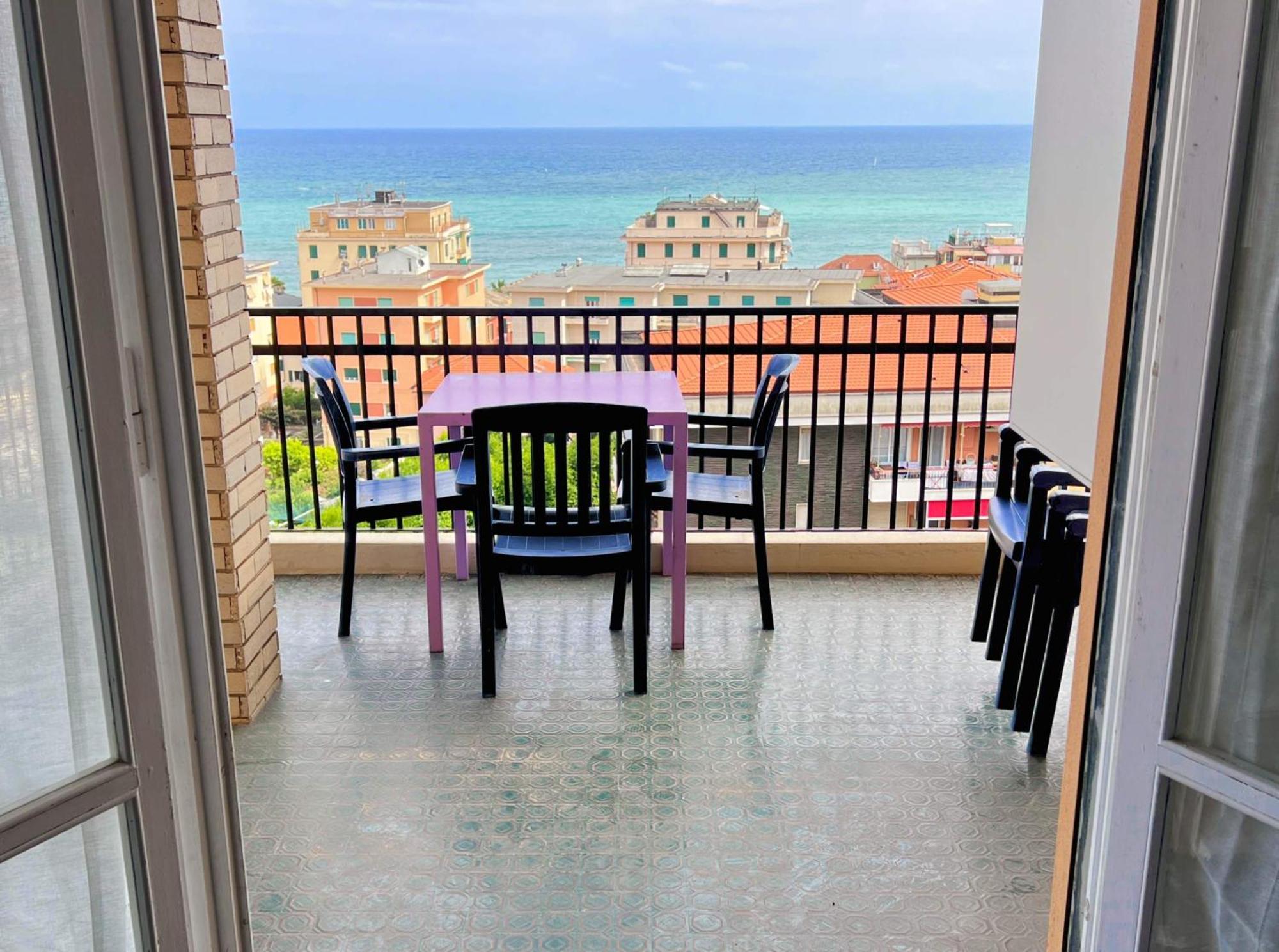 Ampio Appartamento Con Vista Varazze Exterior photo